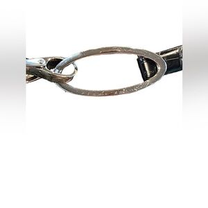 🖤🤎Perry Ellis black leather adjustable belt with silver buckle.Size M Awesome!
